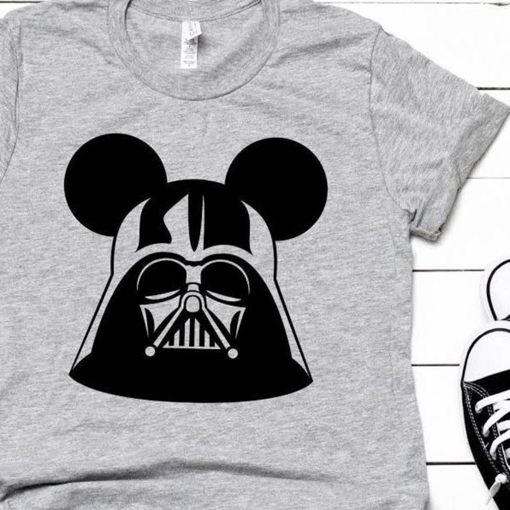 🟢3/$15 NEXT LEVEL Darth Vader Mickey Mouse graphic T-shirt